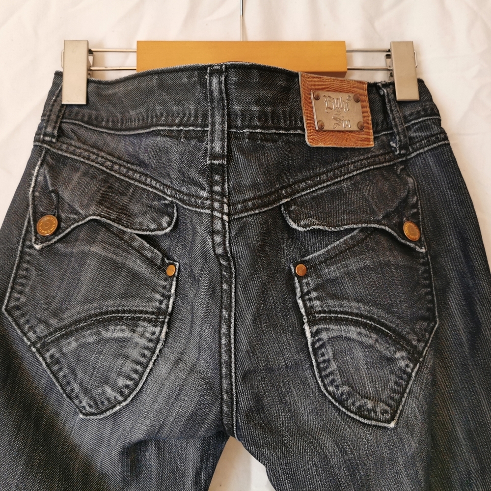 Eight Sin dark denim size 29capris